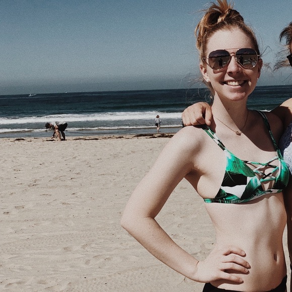 Palm leaves lace up bikini top - Picture 1 of 3